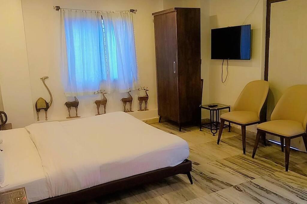 Valley Nest For 6-12 Pax Mount Abu Luaran gambar